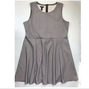 Alfani Size 3X Beige Black Sleeveless Dress